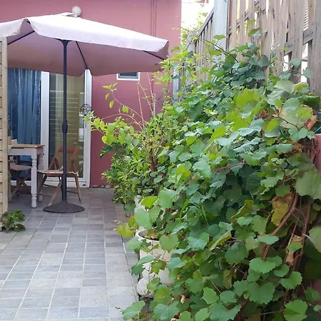 Apartment Xenia's Independent Near Old Town Of Rodos. *