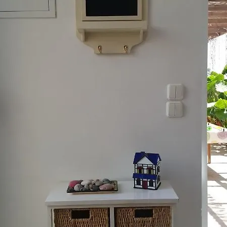 Apartment Xenia's Independent Near Old Town Of Rodos. *