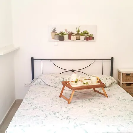 Apartment Xenia's Independent Near Old Town Of Rodos. *