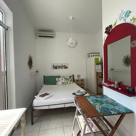 Xenia's Independent Near Old Town Of Rodos. Apartment Rhodes City